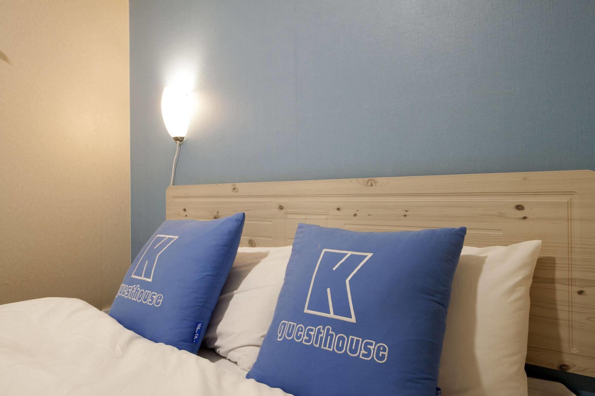 K-Guesthouse Sinchon 2 Seoul Exterior photo